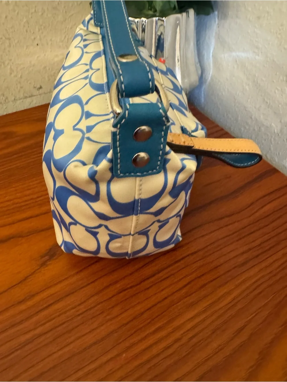 Coach shoulder bag